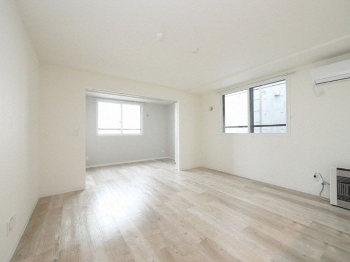 北海道札幌市中央区北二条東9(マンション)の賃貸物件の居間