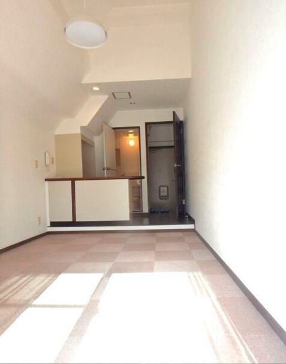 PLAZA百合ヶ丘の居間