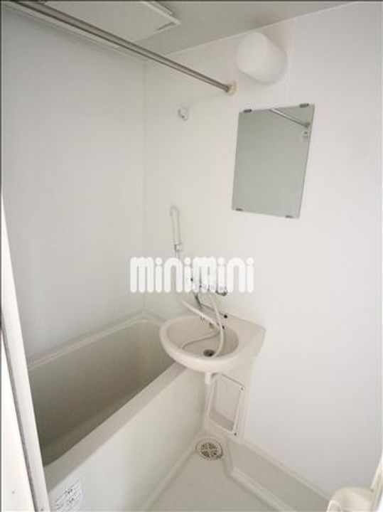 ペルシャビルの内装