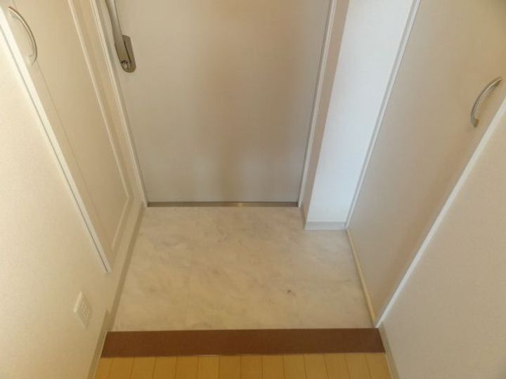 RobustCourtの玄関