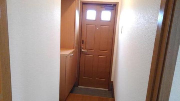 埼玉県羽生市西5(アパート)の賃貸物件の玄関