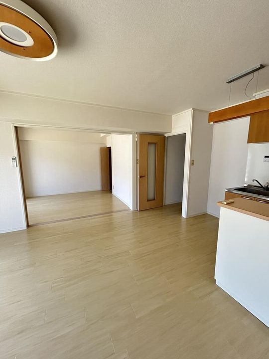 ブレッサヒルズの居間