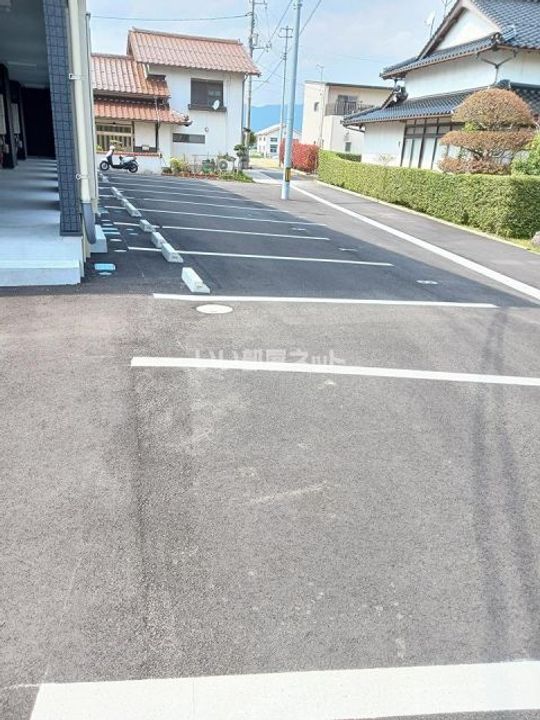 メゾン出西の地図