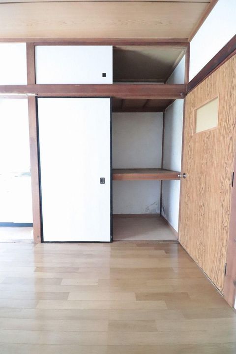神和荘の内装