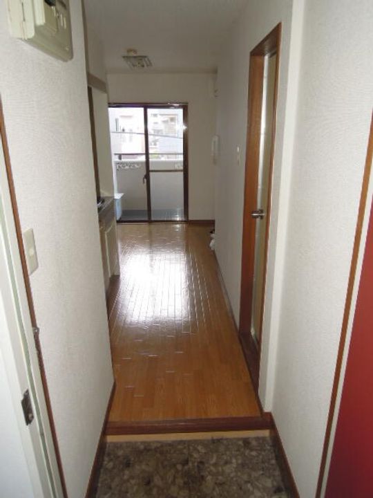 ハイムヤマの玄関