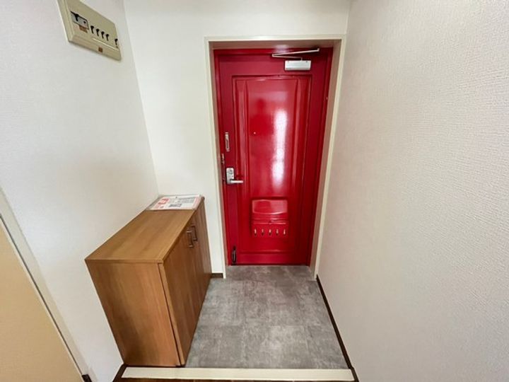 マンション柏吹の玄関