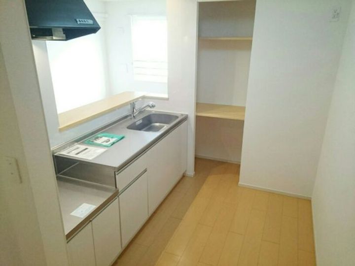 サウザンドファイン大町IIのキッチン