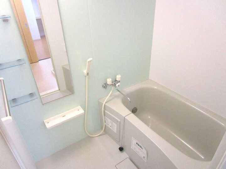 サウザンドファイン大町IIの風呂