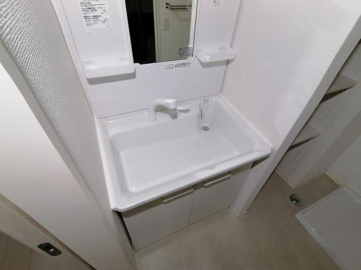 シャーメゾンSKIIIの内装