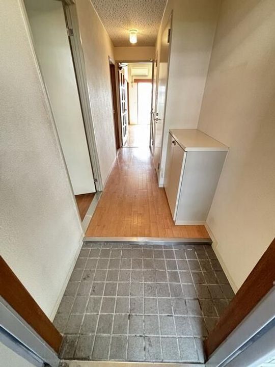 DRホームズ千歳烏山の玄関