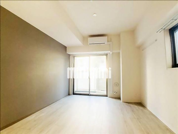 テ レジャンデール護国寺WESTの居間