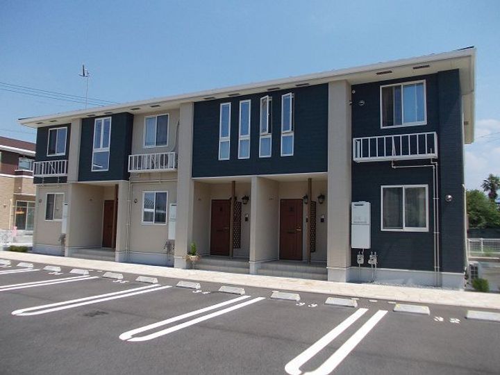 サン・スカイM IVの外観