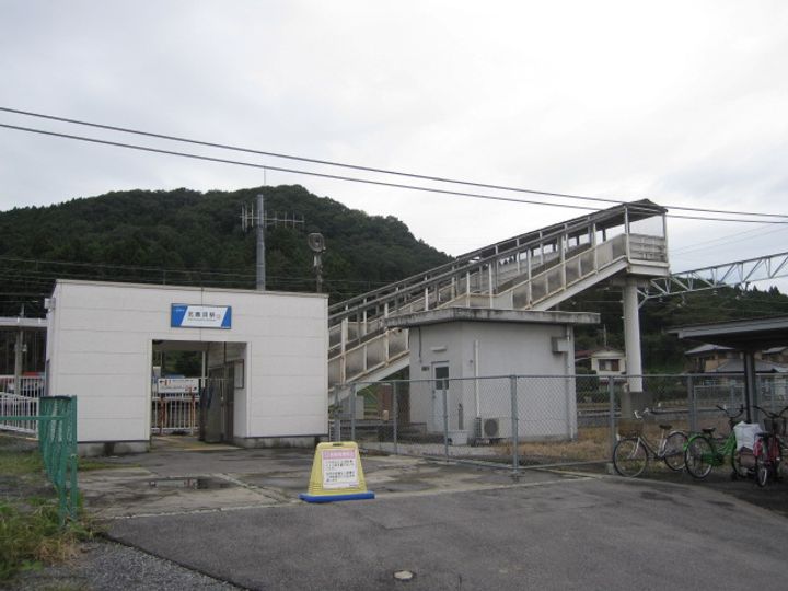 ラフォーレ・ファインCの周辺
