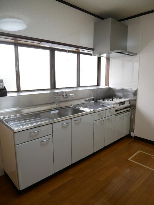 富山県富山市向新庄町1(一戸建)の賃貸物件のキッチン