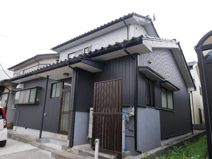 富山県富山市向新庄町1(一戸建)の賃貸物件の外観