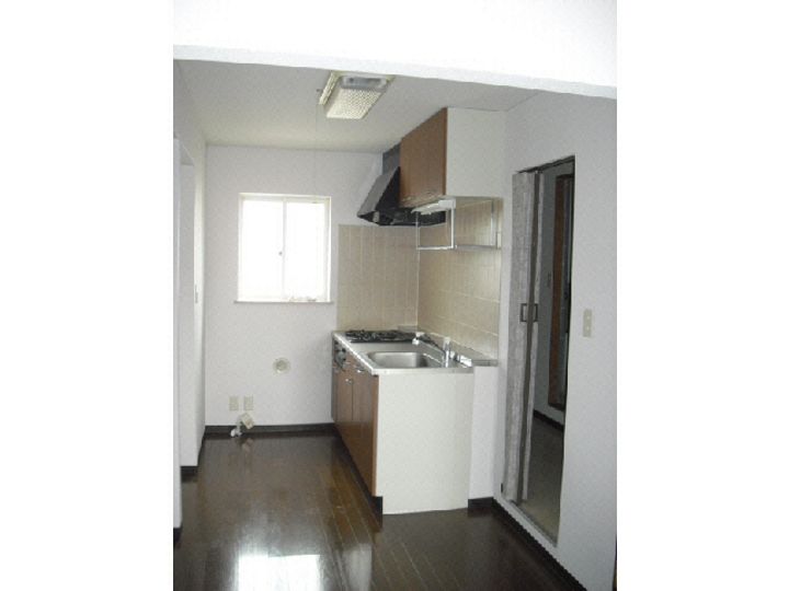 シャントゥール城南のキッチン