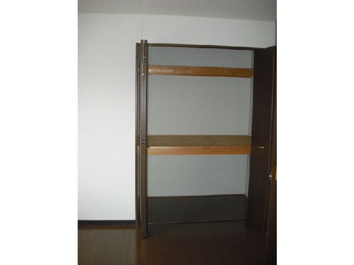 シャントゥール城南の内装