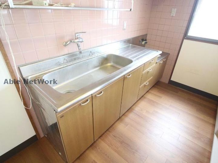 STM-1のキッチン