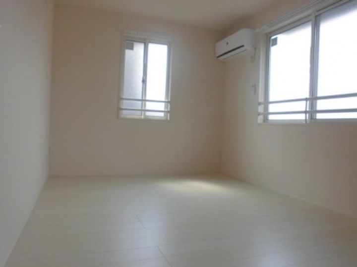 クリスタの内装