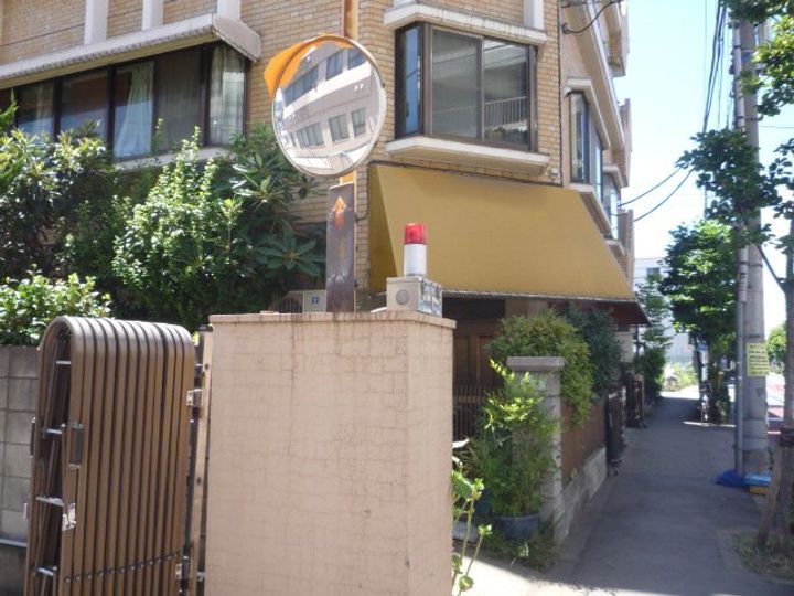 東京都板橋区南常盤台2(マンション)の賃貸物件の地図