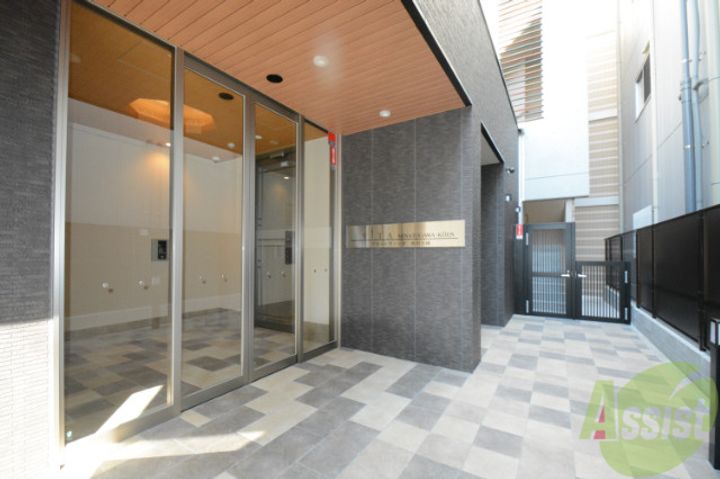 ワコーレヴィータ湊川公園の地図