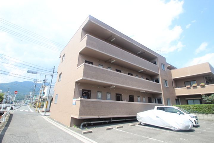 レゾンYASUDAの外観