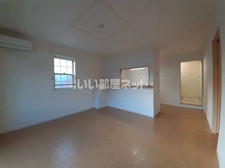 サンヴェールIS Bの居間