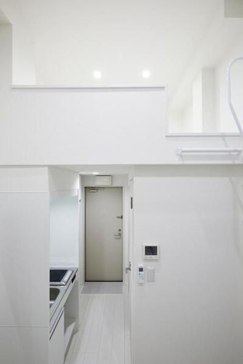 東京都杉並区高円寺南2(アパート)の賃貸物件の玄関