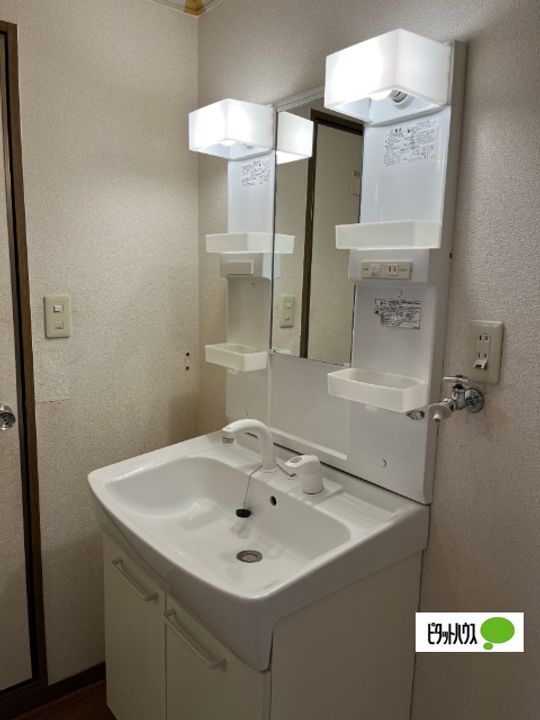 オプトシティの内装