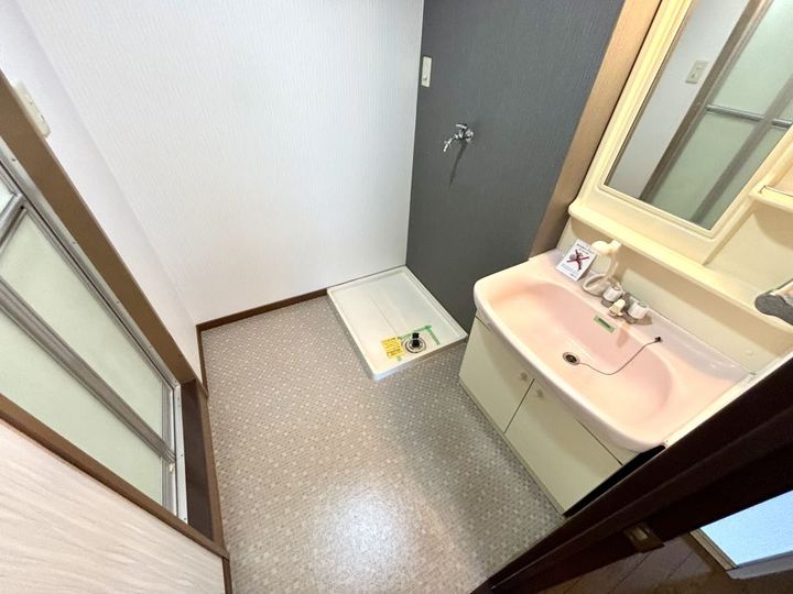 クレストの内装