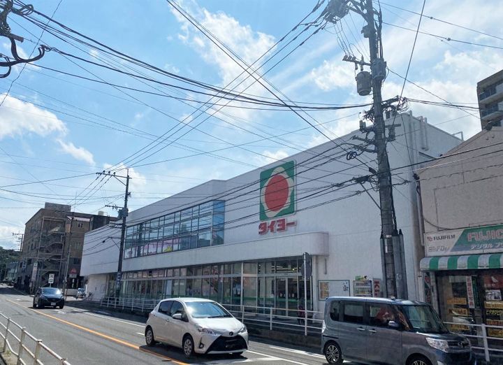 クレストの周辺
