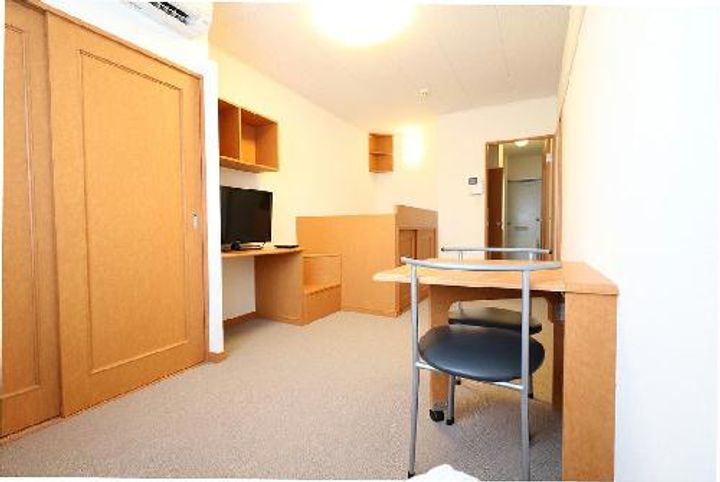 レオパレスMAINの居間