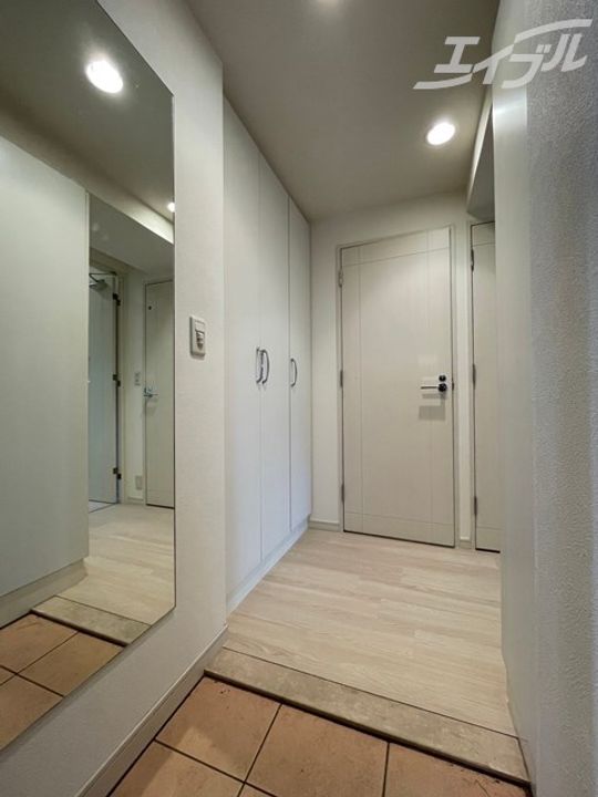 大阪府大阪市淀川区十三東2(マンション)の賃貸物件の玄関