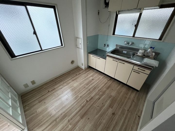 メゾンK&Yの居間