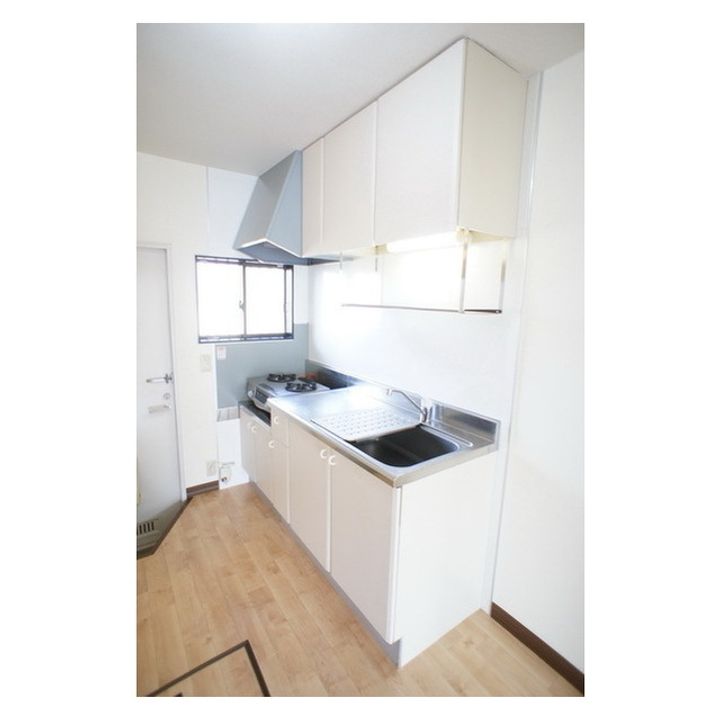 ニキハウスのキッチン