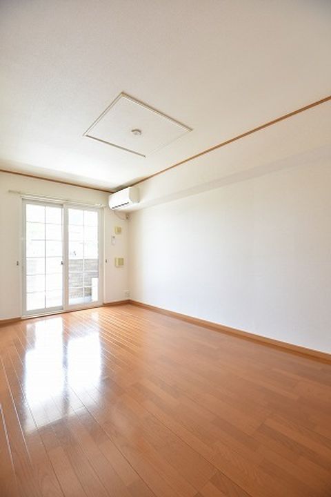 サウスレイクマーサ壱番館 Iの居間