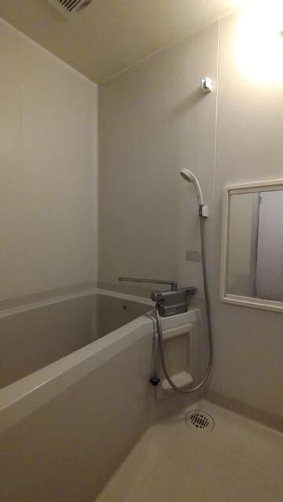 フラッツ・Tの風呂