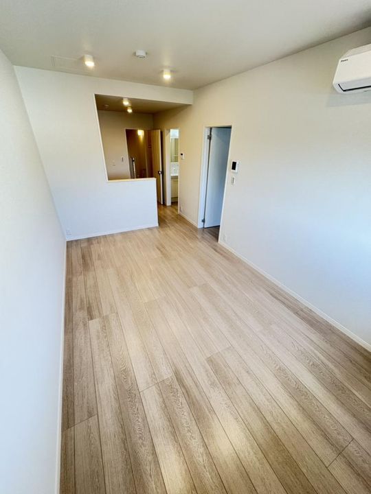 プレジール岸根公園の居間