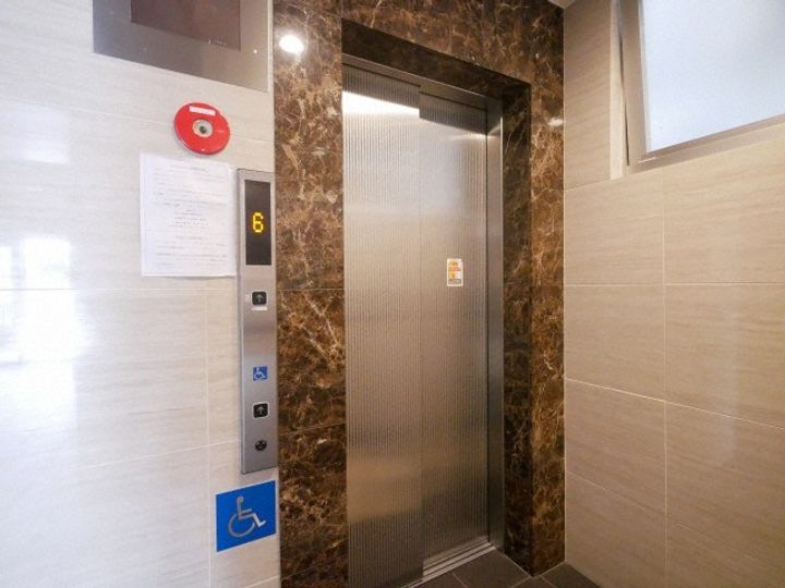 大阪府大阪市浪速区敷津西1(マンション)の賃貸物件の玄関