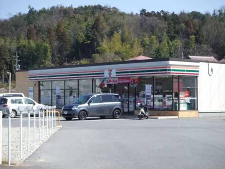 広島県東広島市西条末広町(一戸建)の賃貸物件の周辺