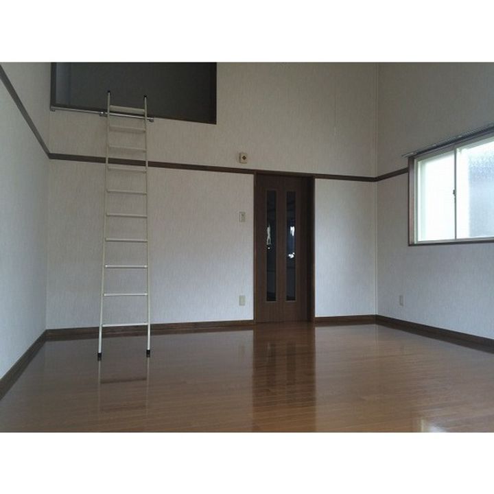 岩手県盛岡市盛岡駅西通1(アパート)の賃貸物件の居間