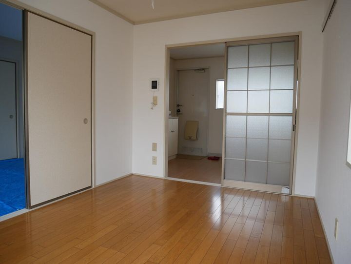 泉崎コーポ Bの居間