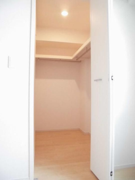 シャングリ・ラ IIの内装