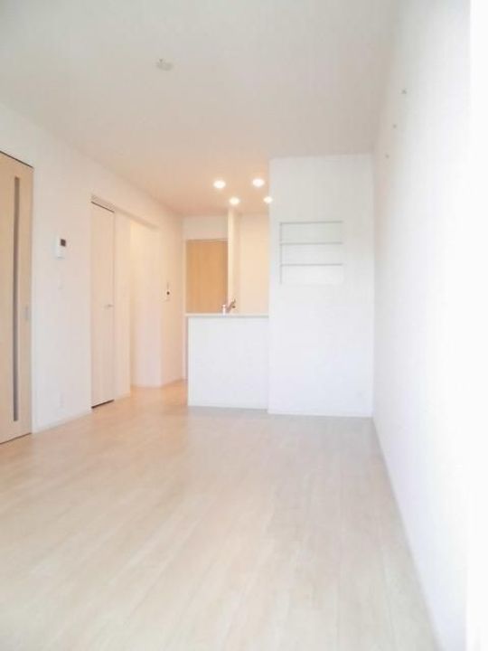 シャングリ・ラ IIの居間