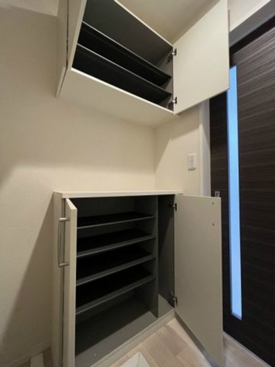 セレッソ カージュ【SHM】の玄関