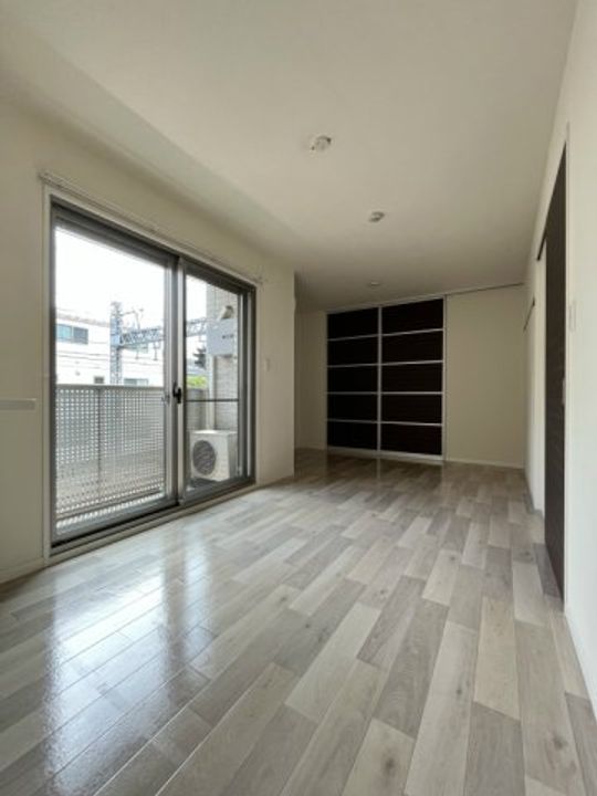 セレッソ カージュ【SHM】の居間