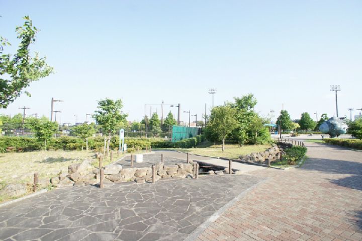 神奈川県秦野市鶴巻南2(アパート)の賃貸物件の周辺