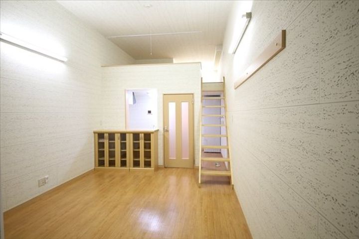 ハッピータウン山谷の居間