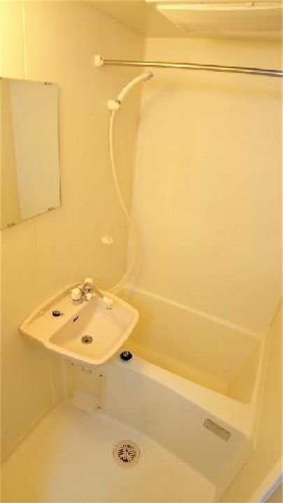 レオパレス彩の風呂