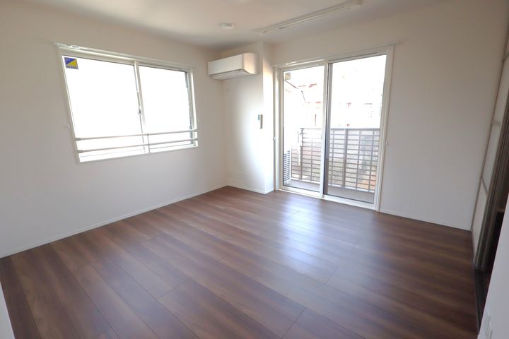 コーポ ウイスタリヤの居間